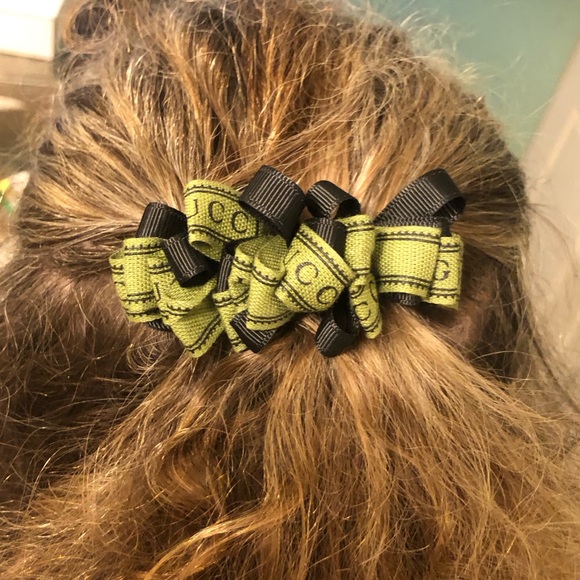 Accessories - Authentic Gucci Ribbon Hair clip.  3” French barrette